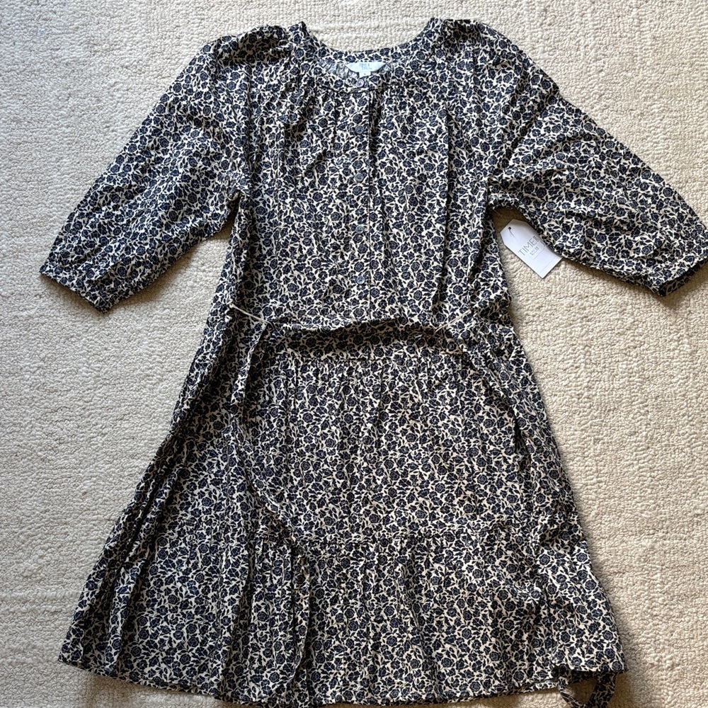 Time and Tru Navy and Cream Floral Tie-Waist Dress